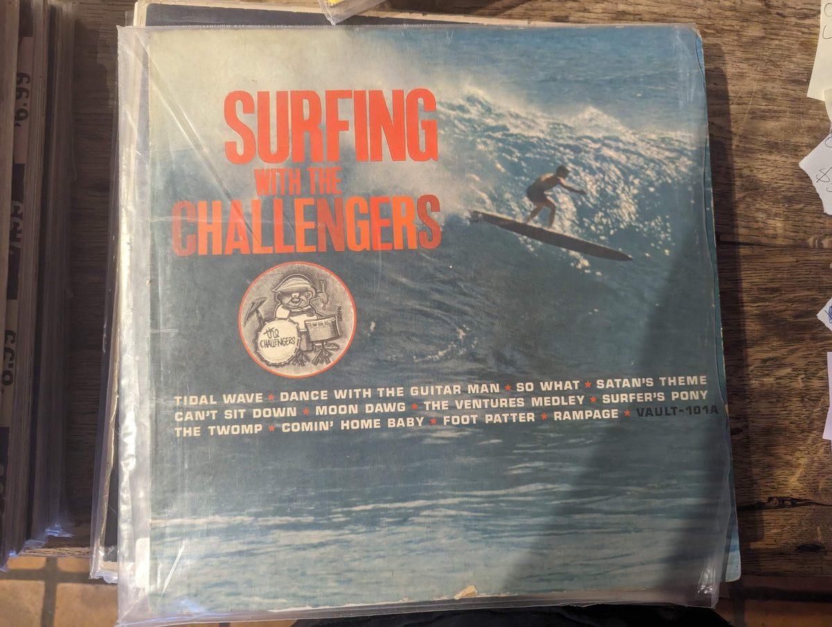 [USED] THE CHALLENGERS Surfing With the Challengers LP