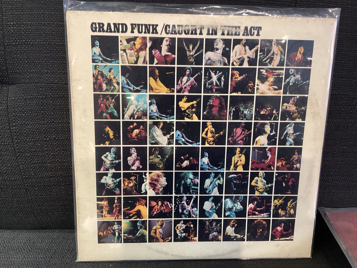 [USED] GRAND FUNK Caught In The Act LP