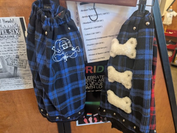 Bone Plaid Leg Warmers (Blue)